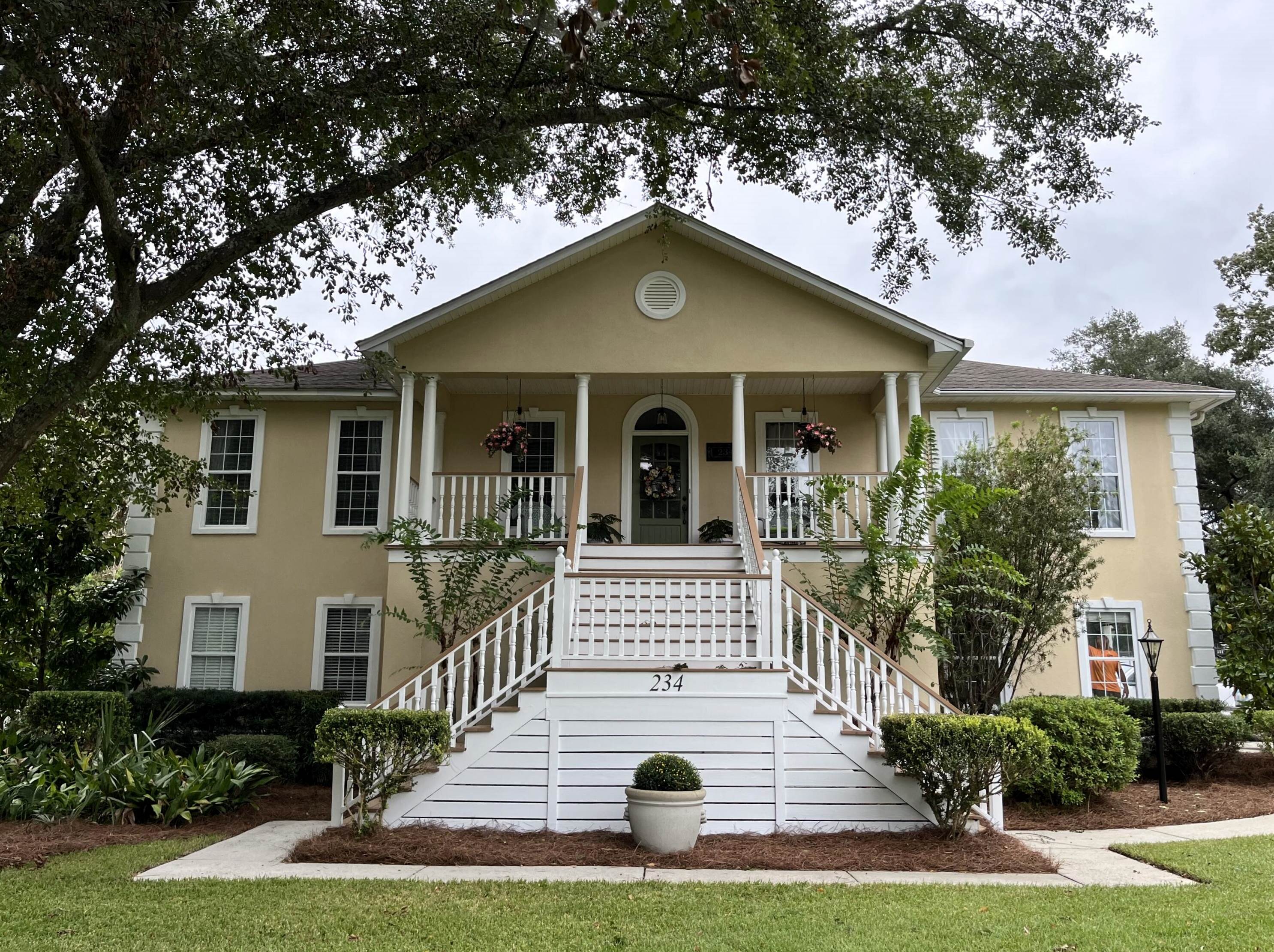 234 Ashmont Dr, Charleston SC 29492-7811 exterior