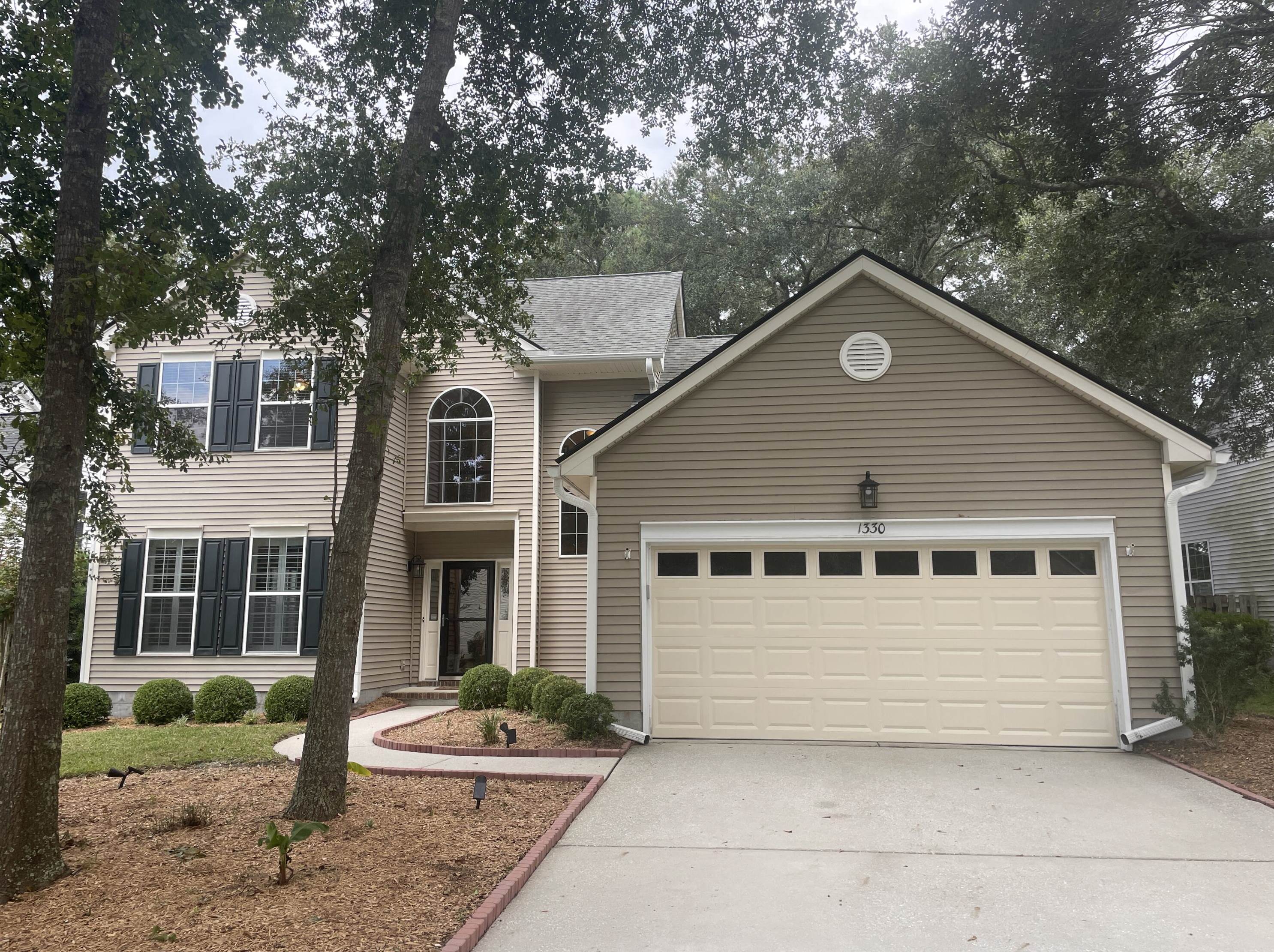 1330 Somersby Ln, Mount Pleasant, SC 29466