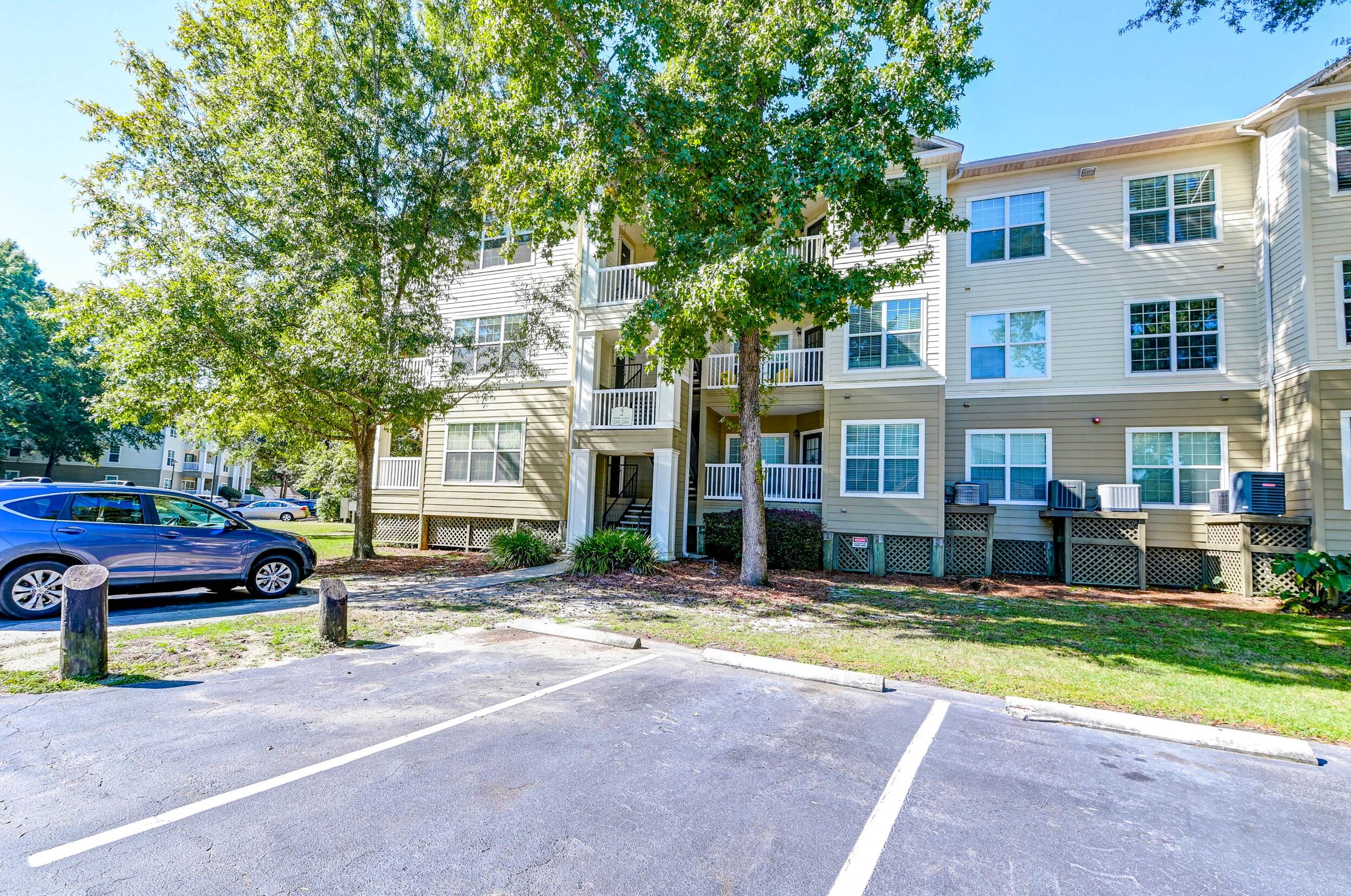 700 Daniel Ellis Dr, Charleston, SC 12308-3034