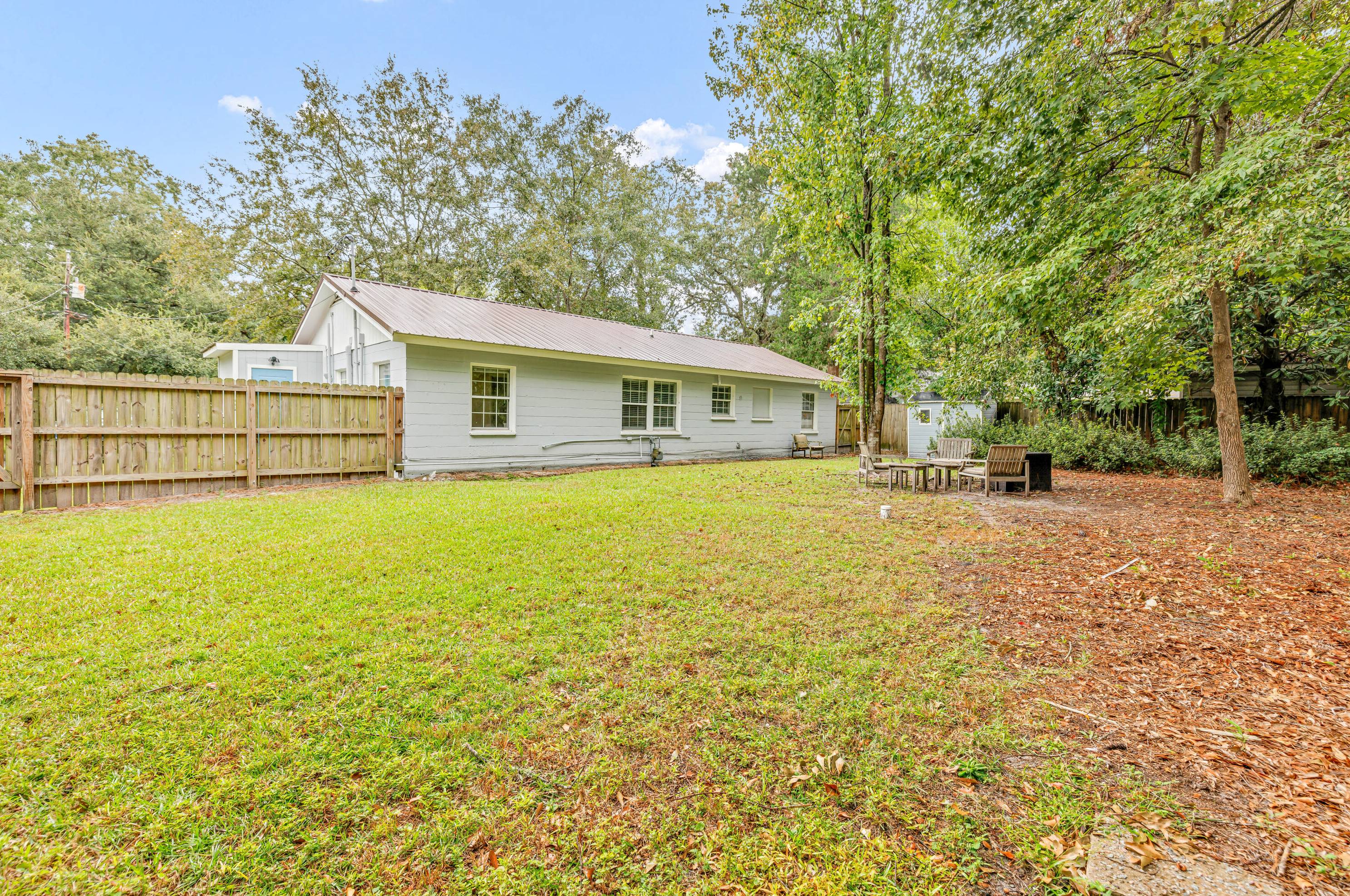 1208 Jones St, Charleston SC 29410-2728 exterior