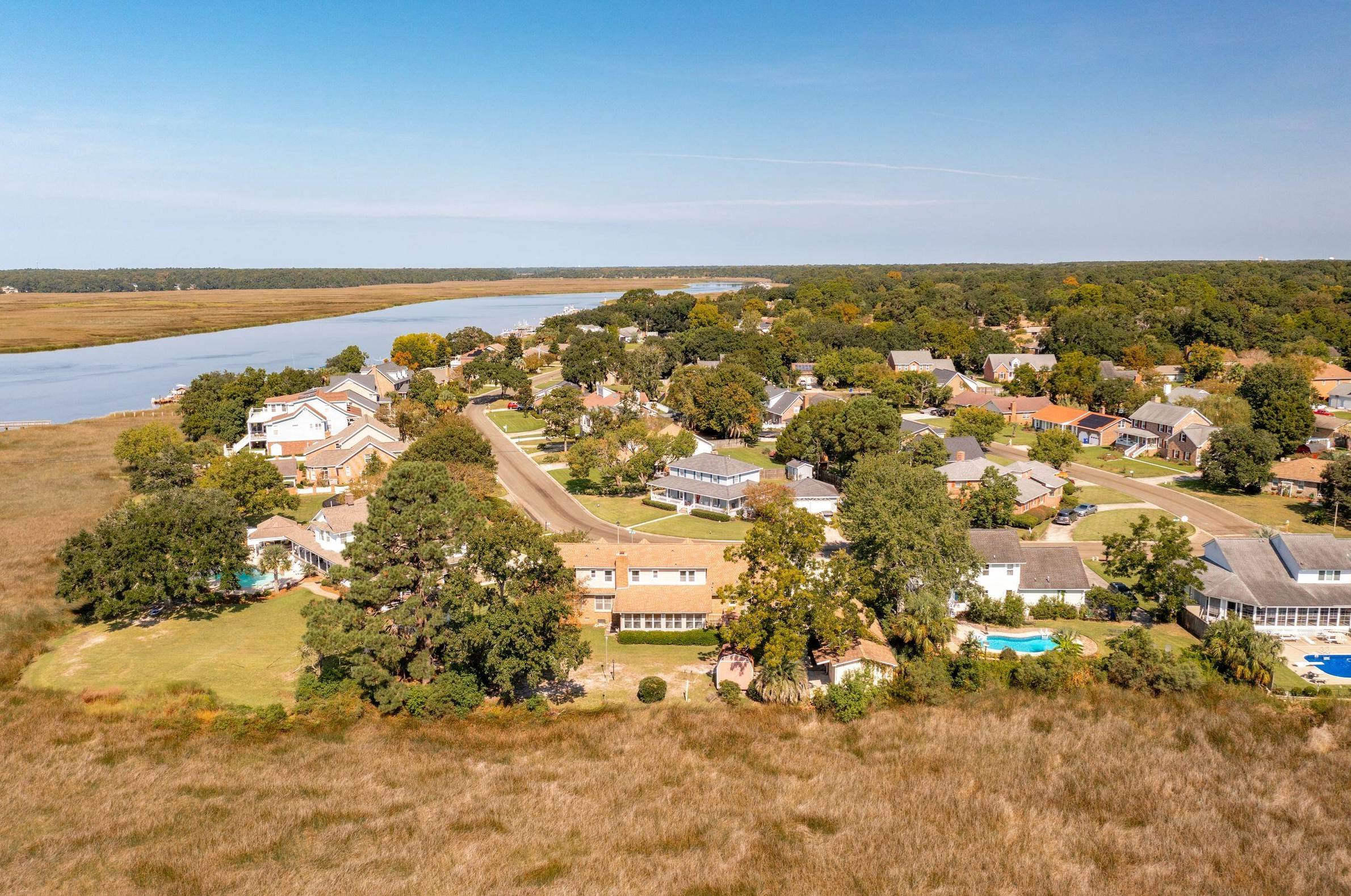 4301 Waterview Cir, Charleston, SC 29418-5731