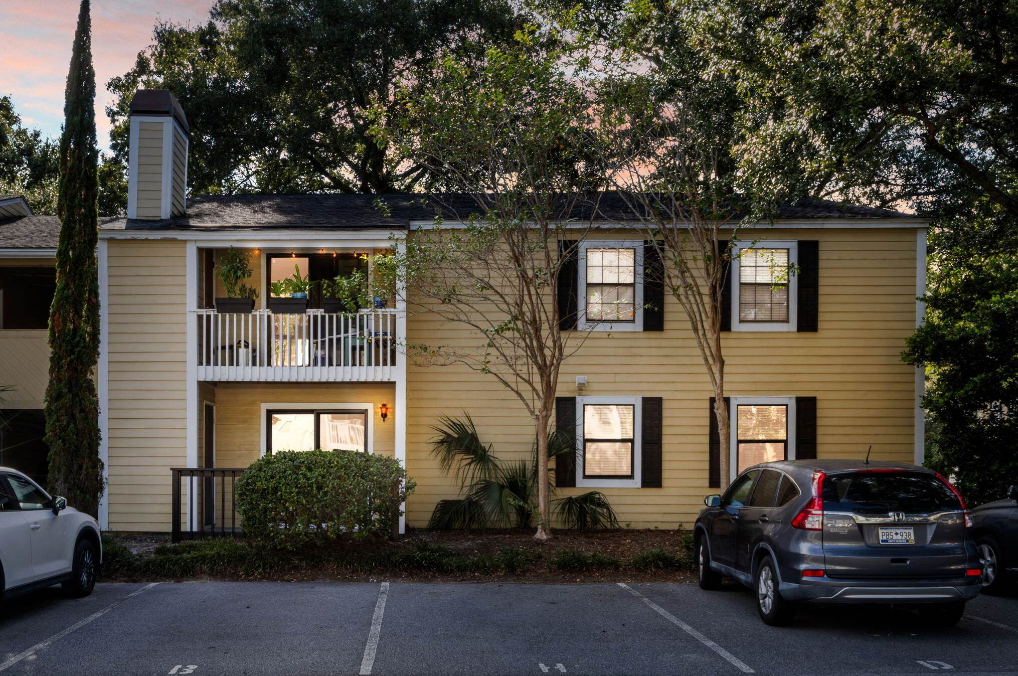 1054 Anna Knapp Blvd, Mount Pleasant, SC 29464-3185