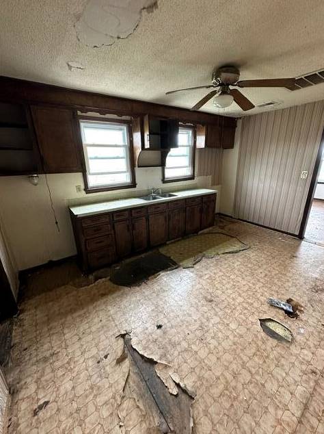 1806 Calvert St, Charleston SC 29405-8020 exterior