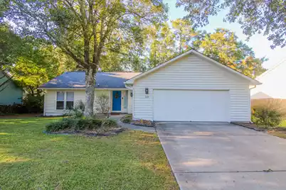 1121 Parkway Drive, Mount Pleasant, SC 29464 - Photo 1