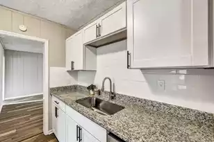 2674 Houston St, North Charleston, SC 29405 - Photo 14