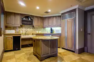 221 Plaza Ct S, Mount Pleasant, SC 29464 - Photo 22