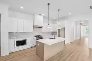 742 Blueway Ave, Summerville, SC 29486 - Photo 10