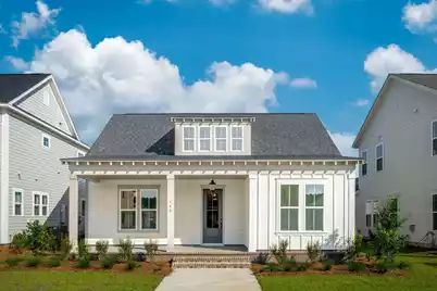 742 Blueway Avenue, Summerville, SC 29486 - Photo 1