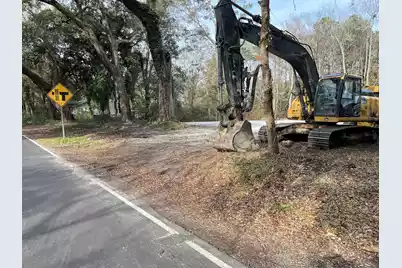 6224 Martin Street, Ravenel, SC 29470 - Photo 4