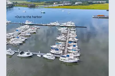 33 Lockwood Drive #T-11, Charleston, SC 29401 - Photo 2