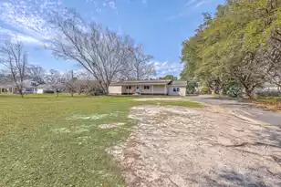 106 Mayrant St, Summerville, SC 29483 - Photo 34