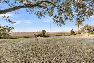 702 Erie Avenue E, Folly Beach, SC 29439 - Photo 8