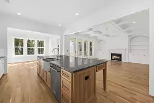 3893 Summerton St, Mount Pleasant, SC 29466 - Photo 12