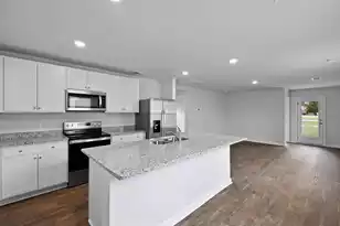 128 Culbertson Ct, Holly Hill, SC 29059 - Photo 2