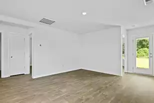 128 Culbertson Ct, Holly Hill, SC 29059 - Photo 10