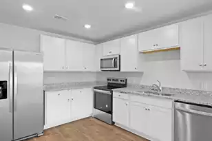 130 Culbertson Ct, Holly Hill, SC 29059 - Photo 4