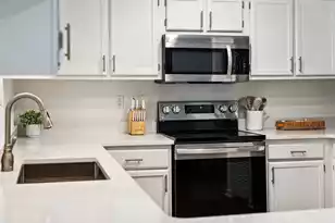 1237 Llewellyn Rd, Mount Pleasant, SC 29464 - Photo 10