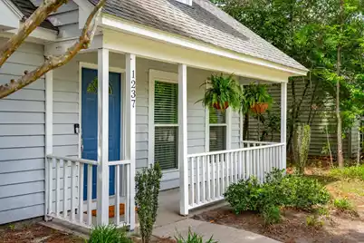 1237 Llewellyn Road, Mount Pleasant, SC 29464 - Photo 2