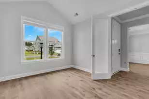 701 Maynard Ln, Summerville, SC 29486 - Photo 8