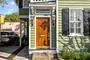 34 Pinckney St, Charleston, SC 29401 - Photo 2