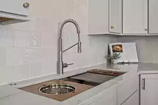 34 Pinckney St, Charleston, SC 29401 - Photo 14