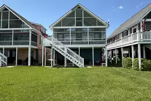 1049 Island Ct, Summerton, SC 29148 - Photo 2