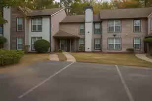 7935 Edgebrook Cir, North Charleston, SC 29418 - Photo 2