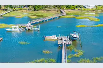 2254 Beckenham Drive, Mount Pleasant, SC 29466 - Photo 8