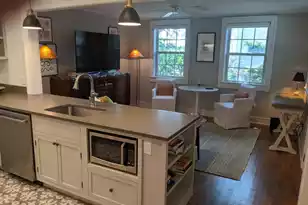 36 Charlotte St, Charleston, SC 29403 - Photo 8