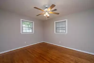 5823 Lakeview Drive, Hanahan, SC 29410 - Photo 16