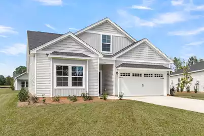 1001 Par Three Court, Manning, SC 29102 - Photo 2