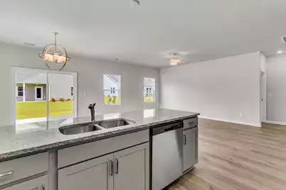 1001 Par Three Court, Manning, SC 29102 - Photo 6