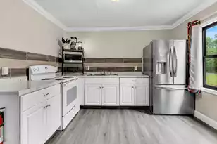611 Murphy Bay Dr, Cross, SC 29436 - Photo 6