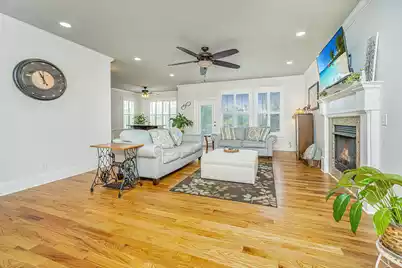 1512 Eagle Landing Boulevard, Hanahan, SC 29410 - Photo 10