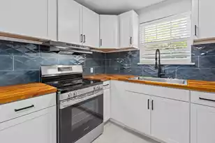 867 Colony Dr, Charleston, SC 29407 - Photo 10