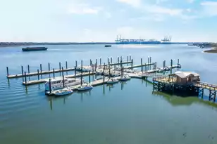 405 Spartina Ln, Charleston, SC 29492 - Photo 10