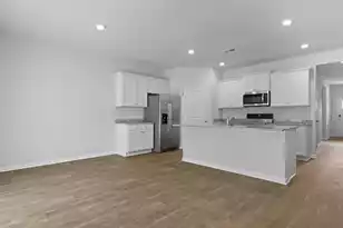 1100 Mulligan Dr, Manning, SC 29102 - Photo 8