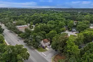 901 Sea Gull Dr #A&b, Mount Pleasant, SC 29464 - Photo 2