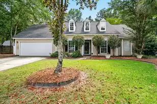 113 Mapperton Ct, Summerville, SC 29485 - Photo 2