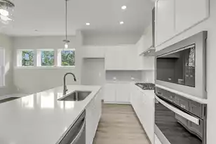 338 Trailmore Ln, Summerville, SC 29486 - Photo 10