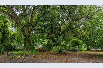 725 Hildebrand Drive, Bonneau, SC 29431 - Photo 8