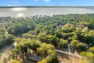 1217 Birch Dr, Summerton, SC 29148 - Photo 2