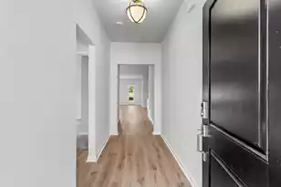 1001 Carolina Way, Manning, SC 29102 - Photo 4