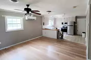 1201 Crescent Dr, Summerton, SC 29148 - Photo 16