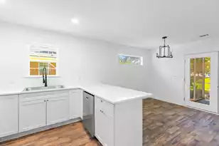 3145 Queensgate Way, Mount Pleasant, SC 29466 - Photo 8