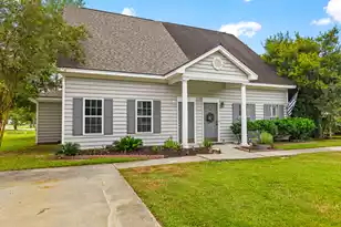3145 Queensgate Way, Mount Pleasant, SC 29466 - Photo 2