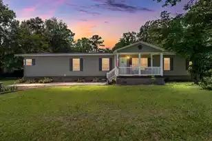 215 Hines Dr, Bonneau, SC 29431 - Photo 1