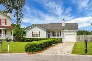 8692 Bentwood Dr, North Charleston, SC 29406 - Photo 4