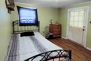 1201 Crescent St, Summerton, SC 29148 - Photo 10