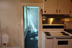 406 Thames St, Manning, SC 29102 - Photo 44